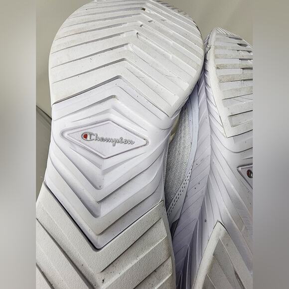 Champion White Sneakers Gift Lace up White Runners Athleisure Women's Size 7 - Picture 9 of 9
